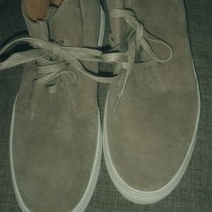 Men's shoes